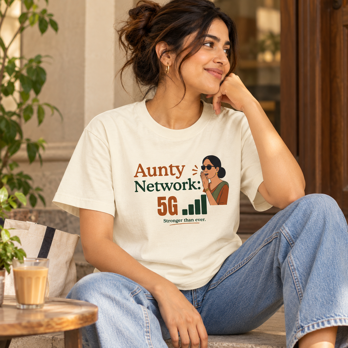 Aunty Network – Women's T-Shirt – Off White